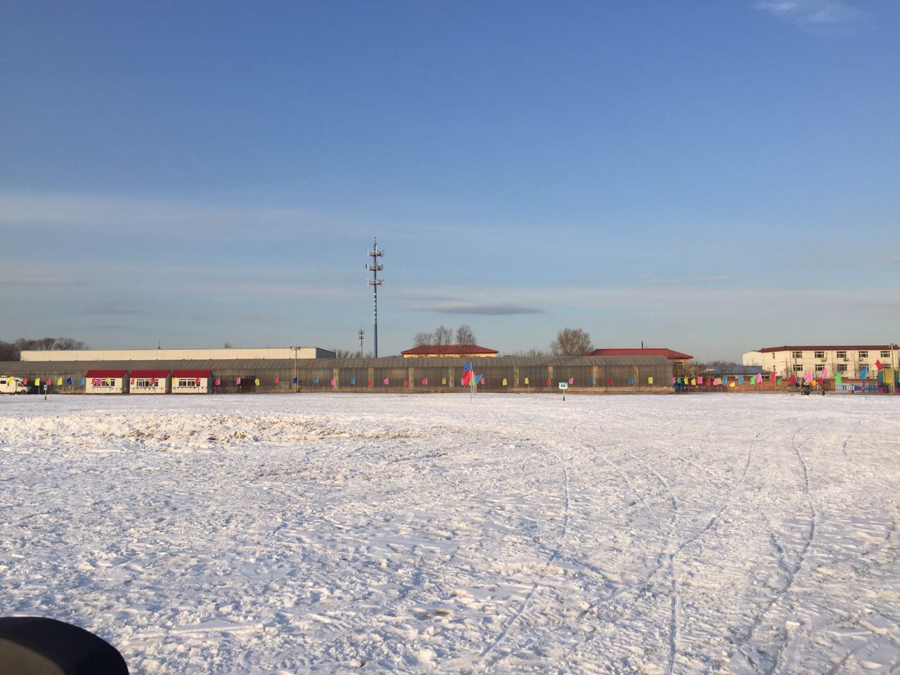 北京朝陽(yáng)店冰雪樂園成功開幕，河北迪特加油助威