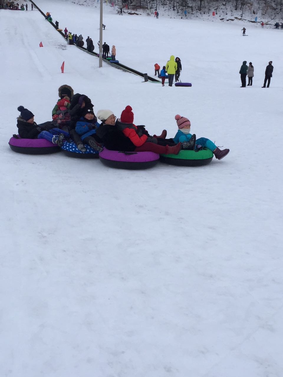 黑龍江大灣滑雪場冰雪樂園成功開幕，河北迪特加油助威